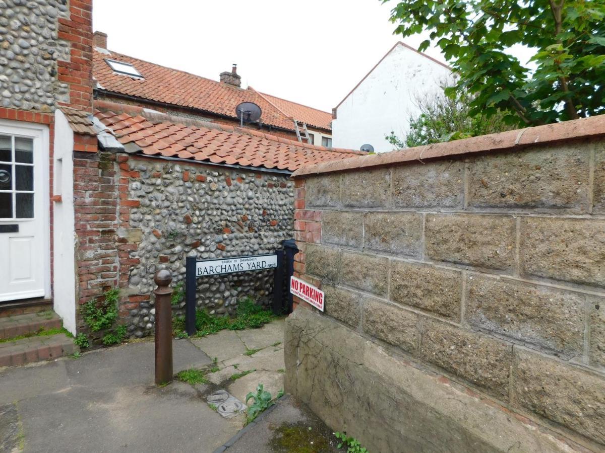 Salty Towers Villa Sheringham Exterior photo